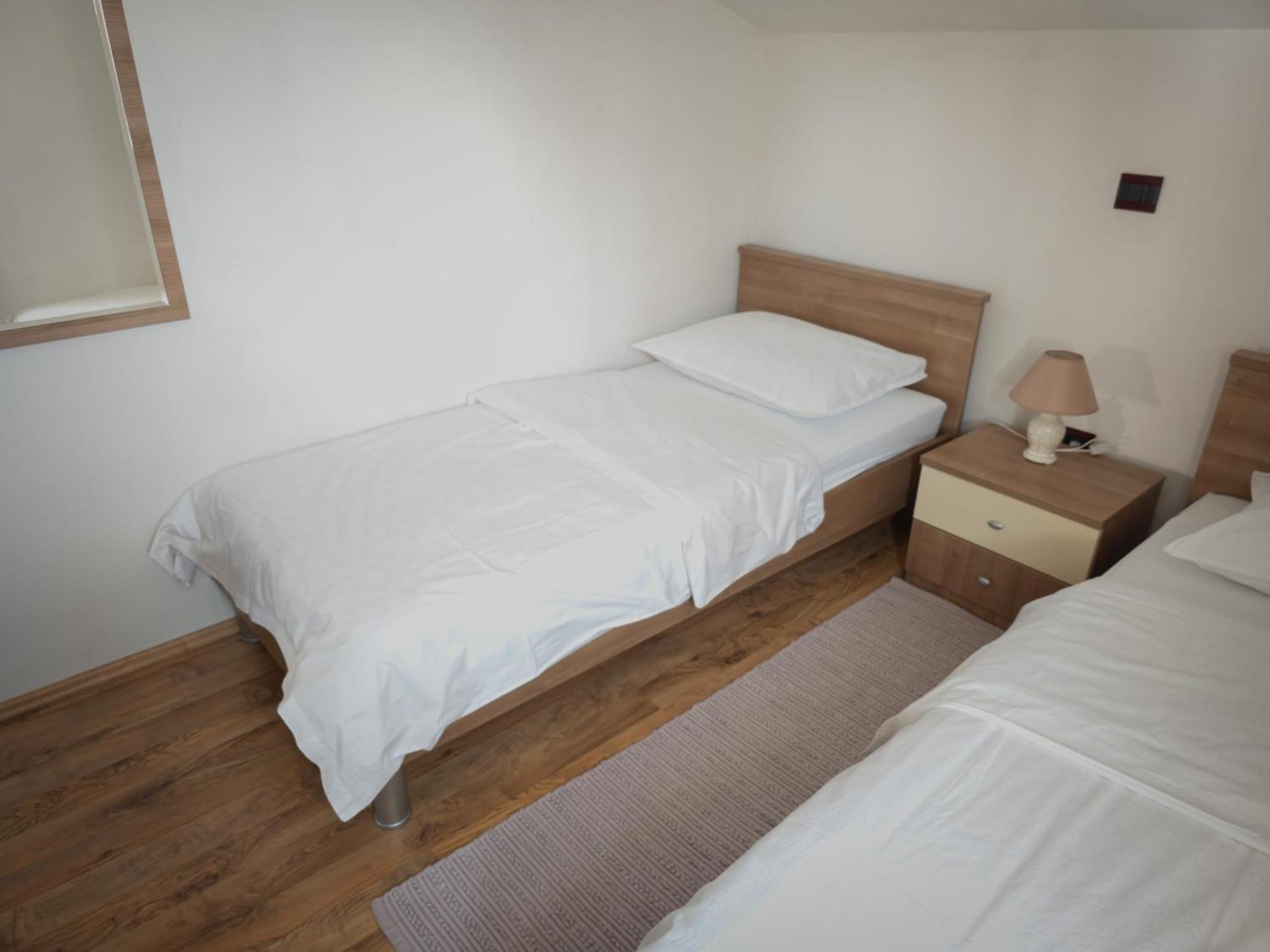Apartment TaDe - Tag&Desire Funtana Buitenkant foto